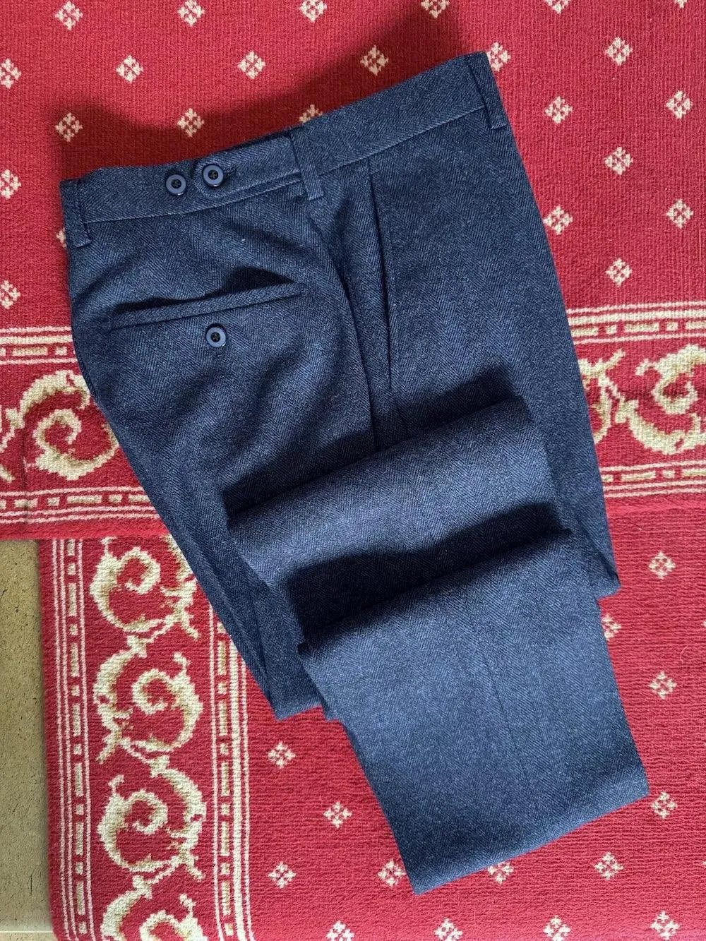 Costume Croisé Chevron Bleu Marine - Image 4