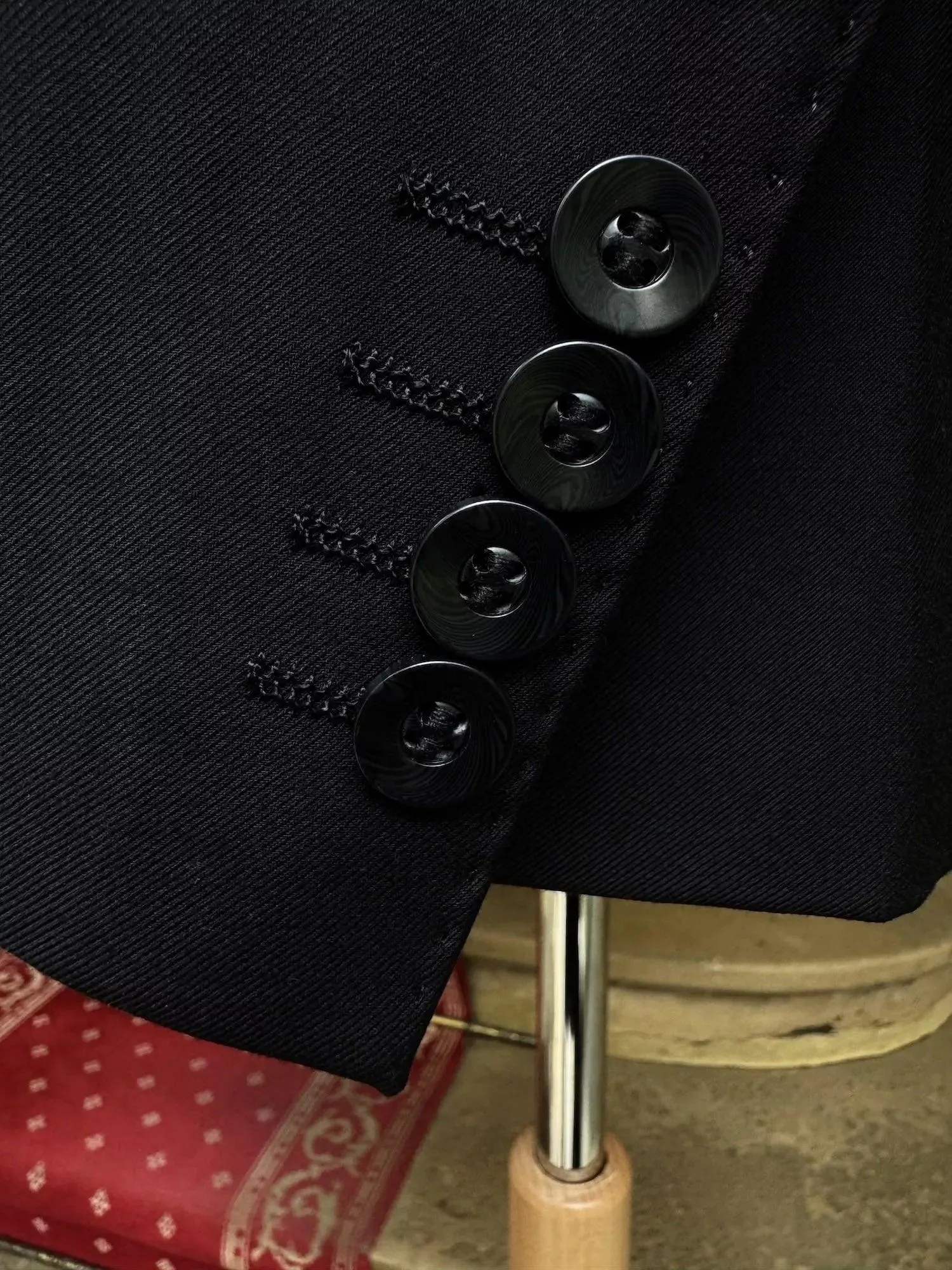 Costume Croisé Noir - Image 3